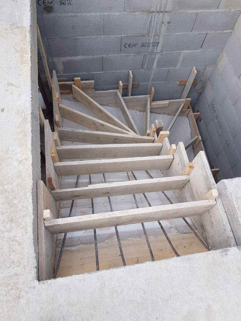 Escaliers béton